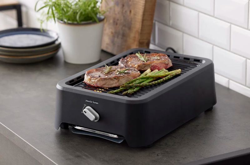 Bordgrill 1200 watt Svart